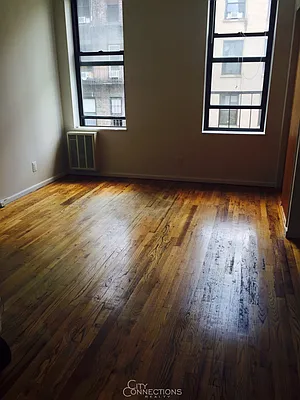 Rented by City Connections Realty | media 7