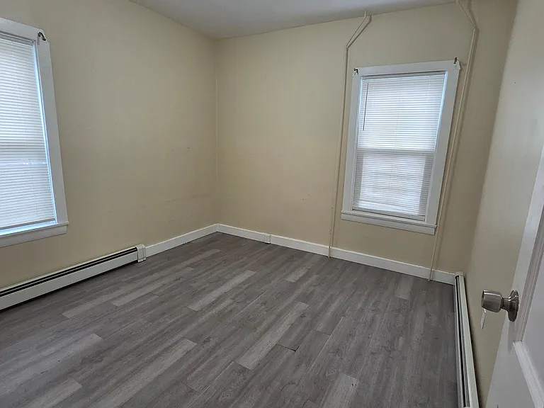 114 Jewett St #1 — Photo 5