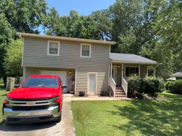 3856 Charlotte Dr, Rex, GA 30273