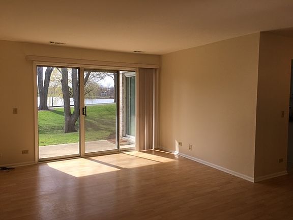 3rd image of 1250 N Streamwood Ln #338