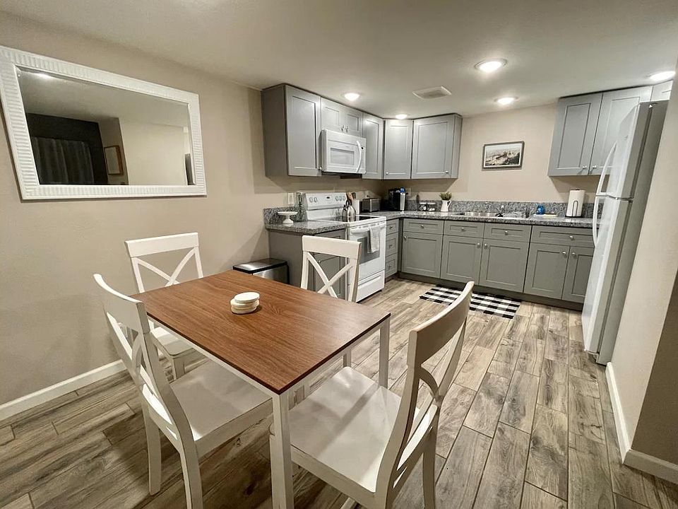 1st image of 4561 N Preston Dr #3