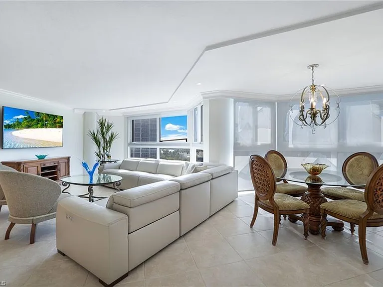 4041 Gulf Shore Blvd N #802 — Photo 5