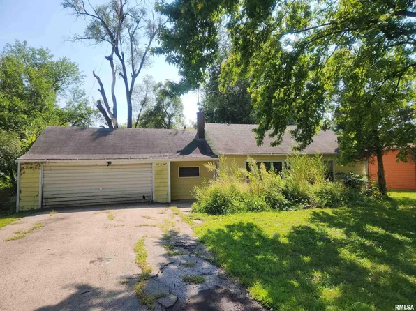 104 10th Ave, Colona, IL 61241