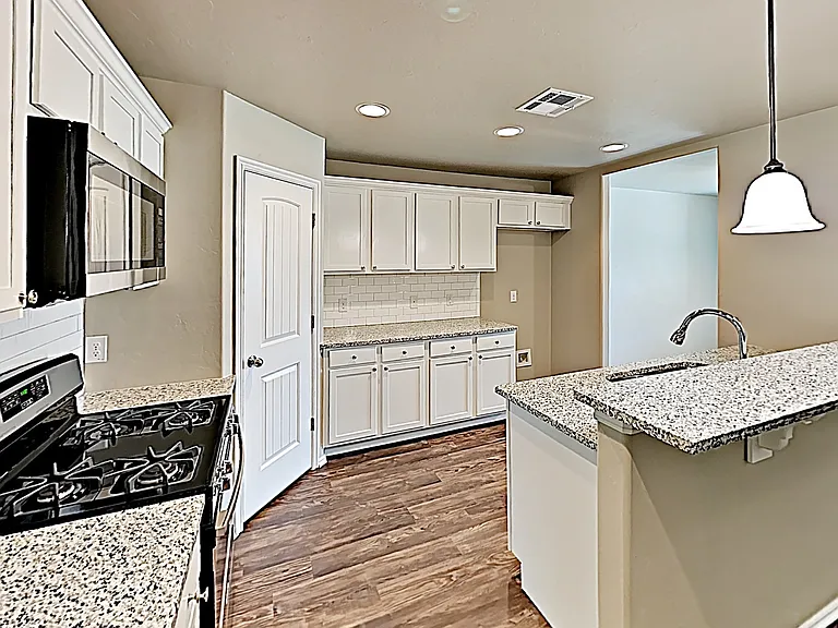 123 Saint Charles Way — Photo 5