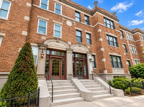 2021 Commonwealth Ave #B, Brighton, MA 02135