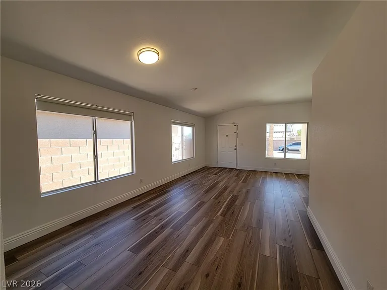7445 Tumbling St — Photo 10