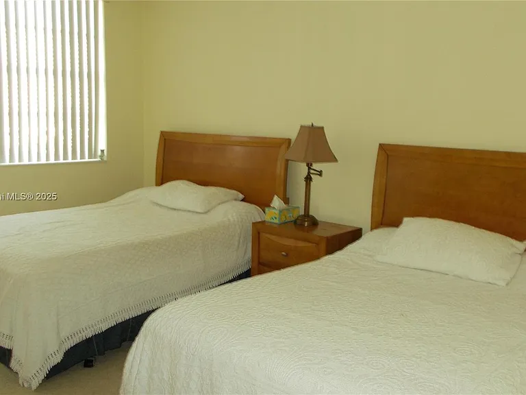 3161 S Ocean Dr #505 — Photo 19