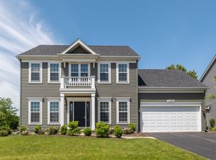 1S004 W Burnham Ln, Geneva, IL 60134