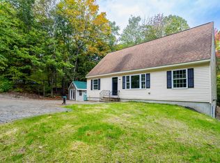 16 Quaker Rd, New Durham, NH 03855