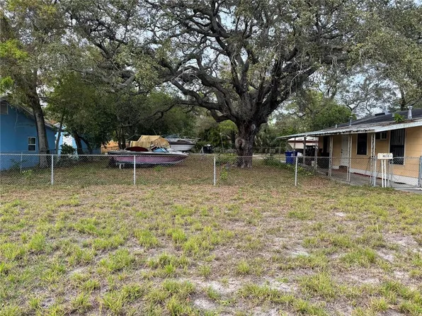 15th Ave S Lot 39, Saint Petersburg, FL 33711