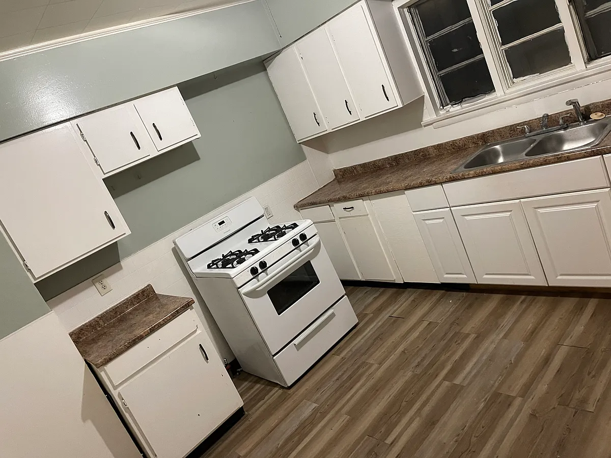 Building Photo - 103 Pomona Pl #1