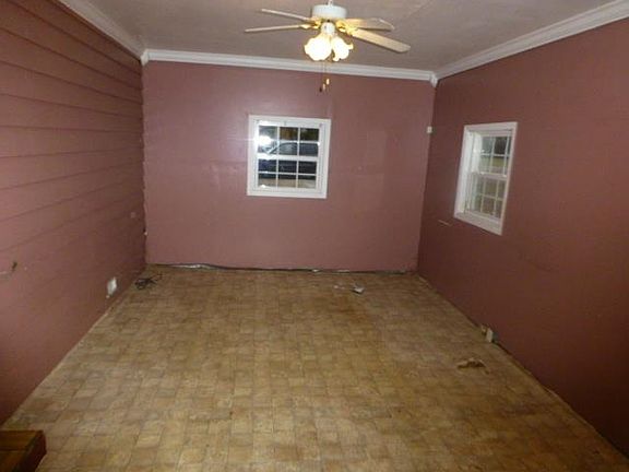5th image of 2903 Love Ave NW
