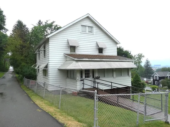 237 Pearl St, Corning, NY 14830