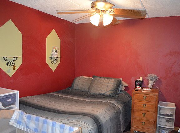 4th image of 234 Shorewood Dr