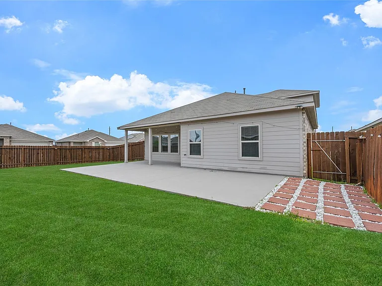 21023 Belmont Village Way — Photo 27
