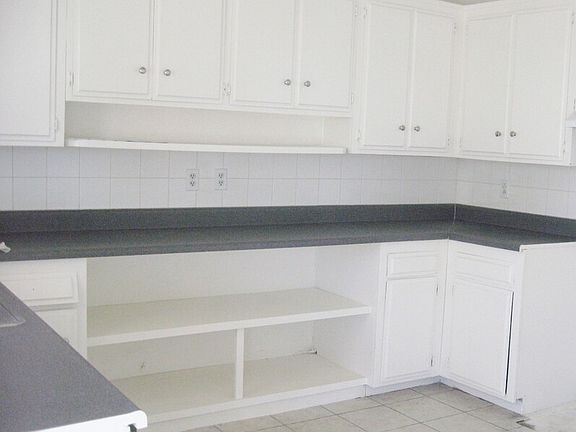 2nd image of 66595 Cahuilla Ave