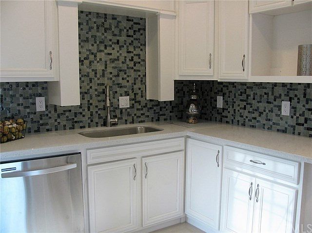 Did I forget to mention the new cabinets and floors?