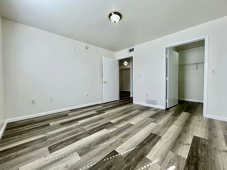 555 E Silverado Ranch Blvd #1014 — Photo 10
