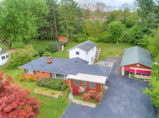 6033 Belspring Rd, Radford, VA 24141