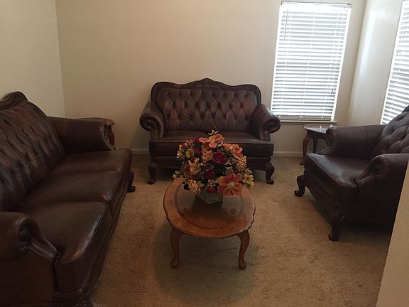 5th image of 701 Bramblewood Ave