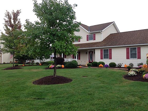 2nd image of 14073 Oxford Dr