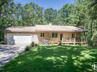 17691 Downyberry Ln, Nunica, MI 49448