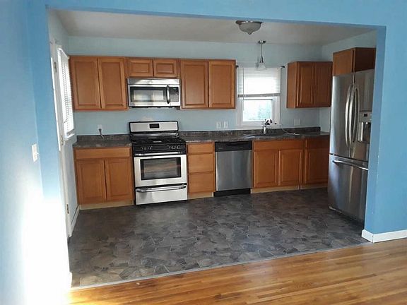 5th image of 1204 W 20th St