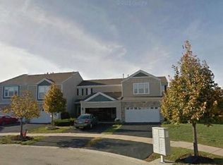 605 Blackstone Ct, Aurora, IL 60504