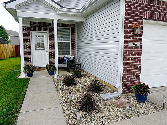 2nd image of 796 Sunvista Dr