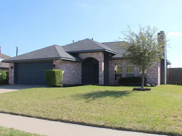 518 Morningside Ct, Midlothian, TX 76065