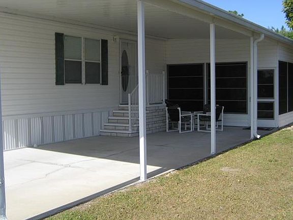 3rd image of 9094 Pinehaven Way