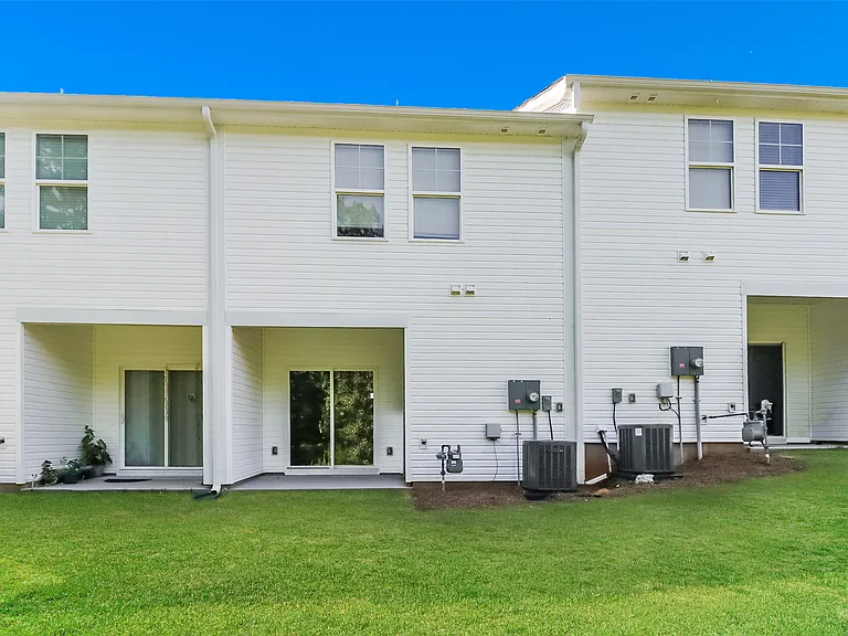149 Valley Creek Dr — Photo 6