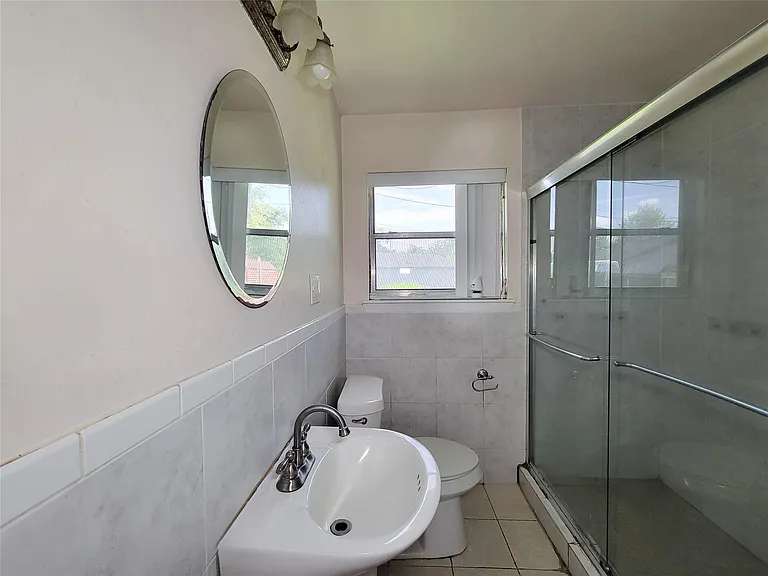 12226 Dorwayne Ct — Photo 22