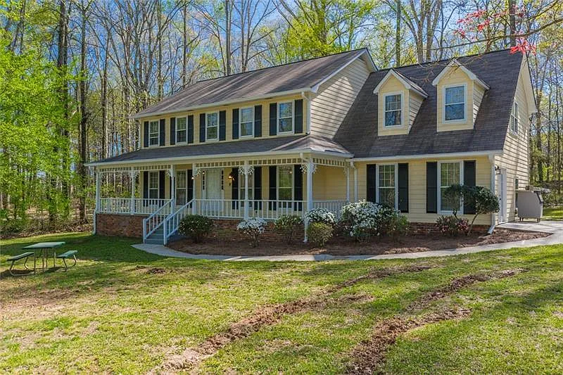 365 White Oak Way photo 1