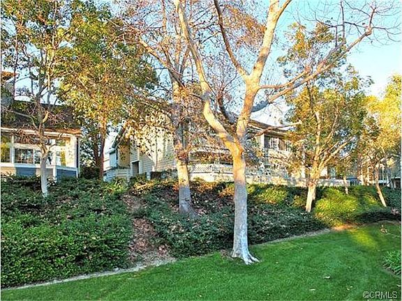 5th image of 530 Lexington Ct Unit 101