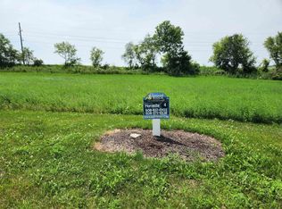 816 Valley Rd, Dane, WI 53529