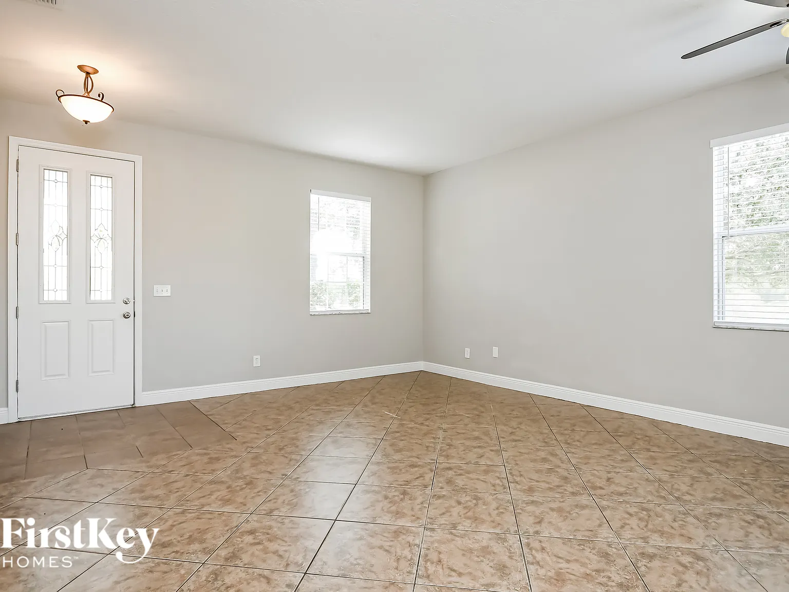 3 bed, 2.0 bath, 2236 sqft, $2,580 — Photo 4