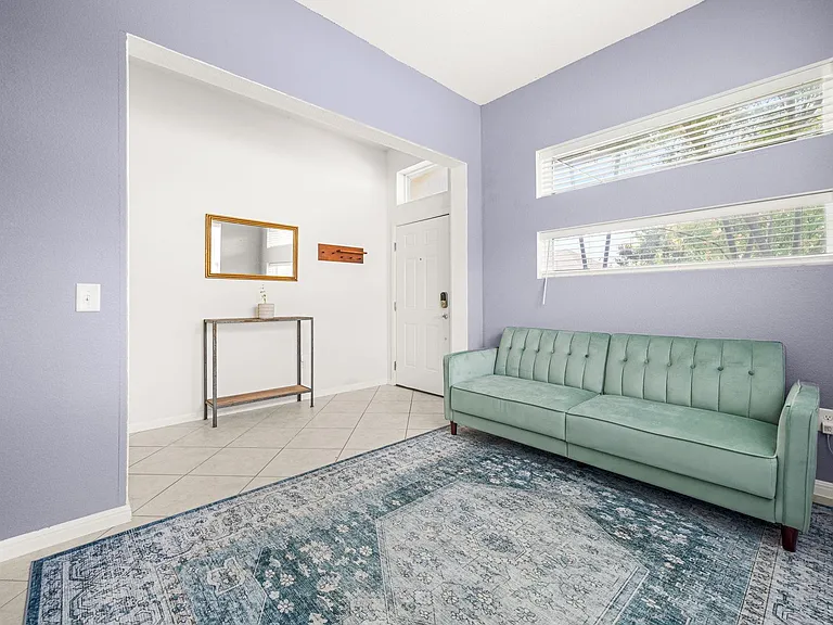 9909 Dalliance Ln — Photo 4