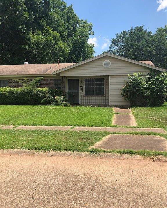 2nd image of 413 Braebrook Dr