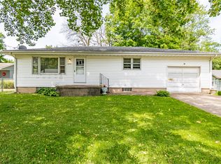 2275 N McClellan Ave, Decatur, IL 62526