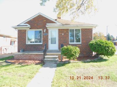 2981 Ferris Ave, Lincoln Park, MI, 48146