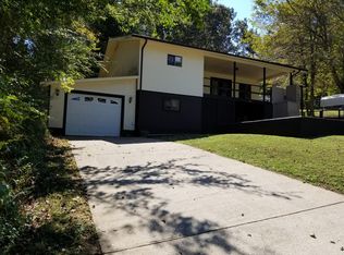 103 Fort Henry Dr, Dover, TN 37058