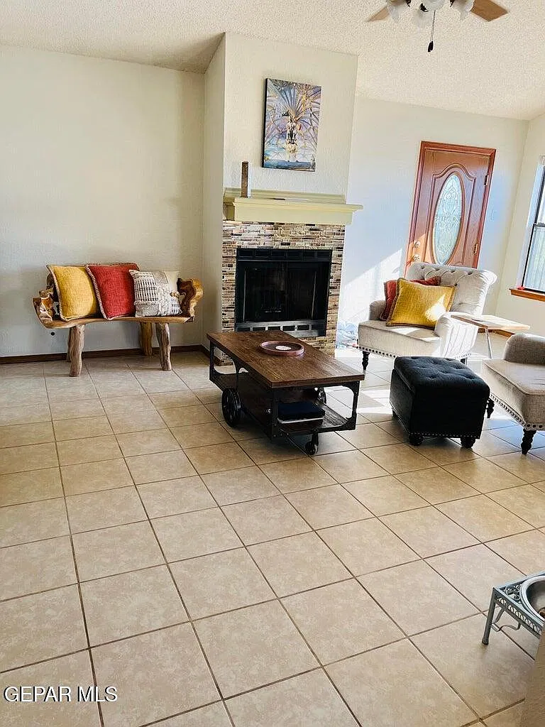 2 bed, 2.0 bath, 1457 sqft, $1,500 — Photo 4