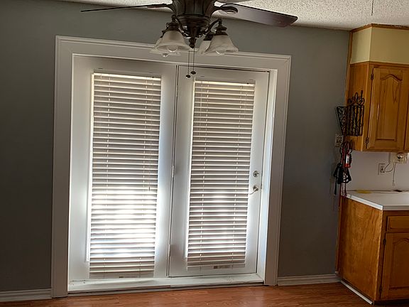 2nd image of 5110 Parklane Dr