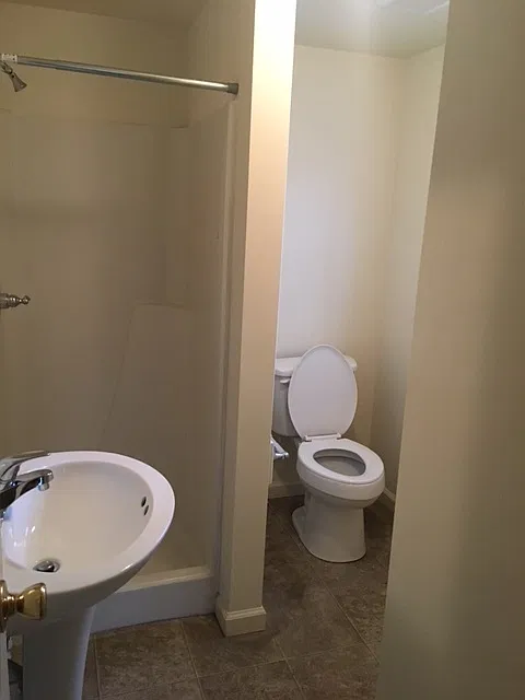 1BD/1B Bungalow in N. Lowndes Co. — Photo 4
