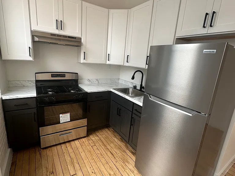 112 Lincoln Ave #316 — Photo 3