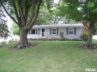 307 Meadowcrest Dr, Andover, IL 61233