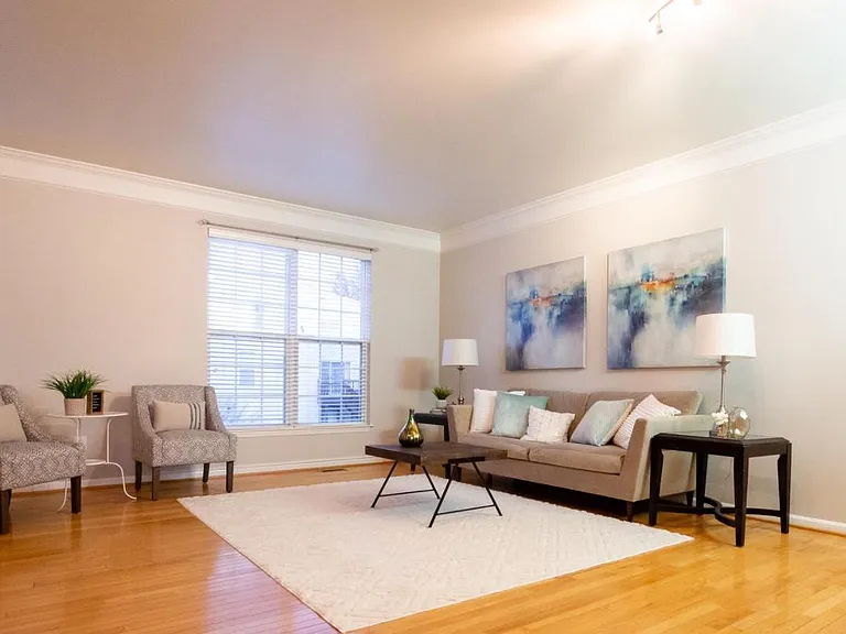 12986 Park Crescent Cir — Photo 9