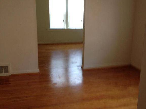 4th image of 9318 Althea Ave #A