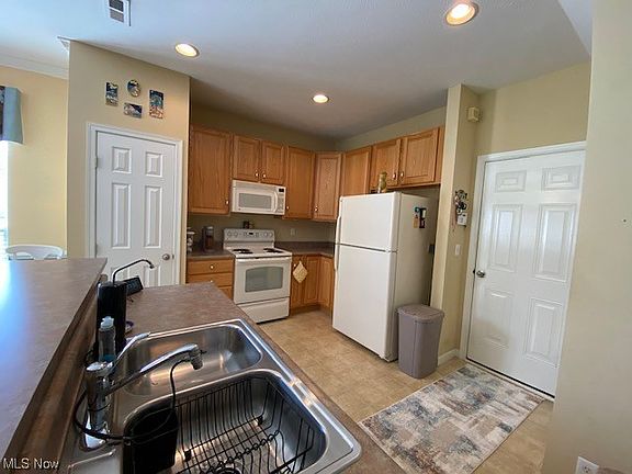 4th image of 992 Tradewinds Cv